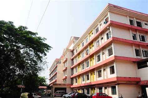 Laboratories And Diagnostic Centres In Tripunithura.